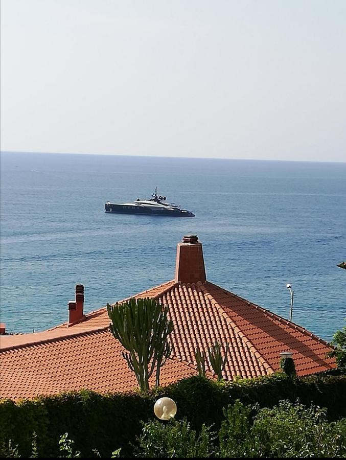 Casa Di Giorgio-Fronte Spiaggia Пиццо Экстерьер фото